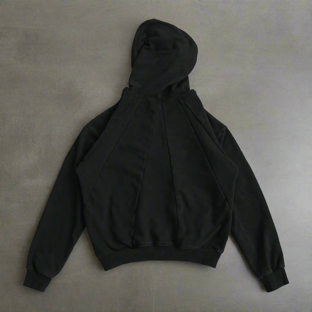 Ø TRI-PANEL HOODIE